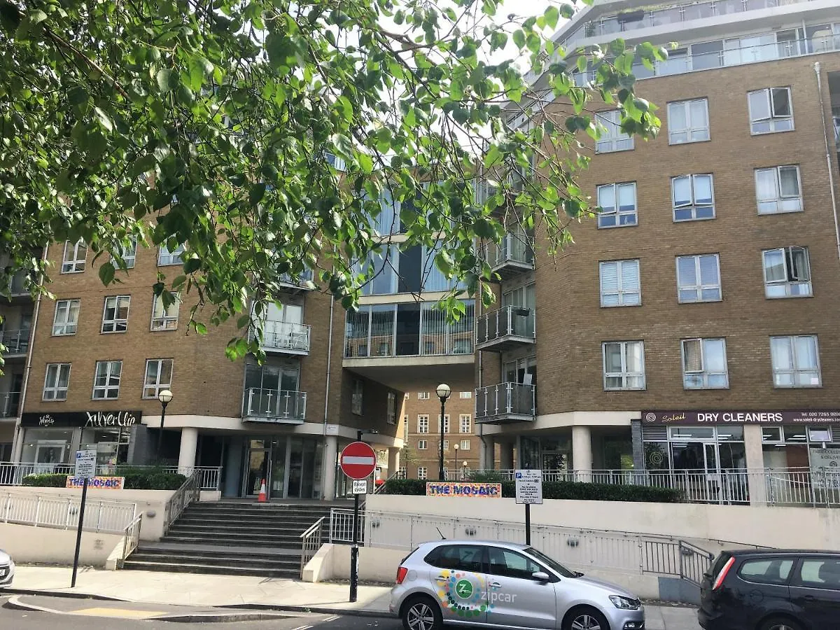 Homestay Adriatic Building Apartment London